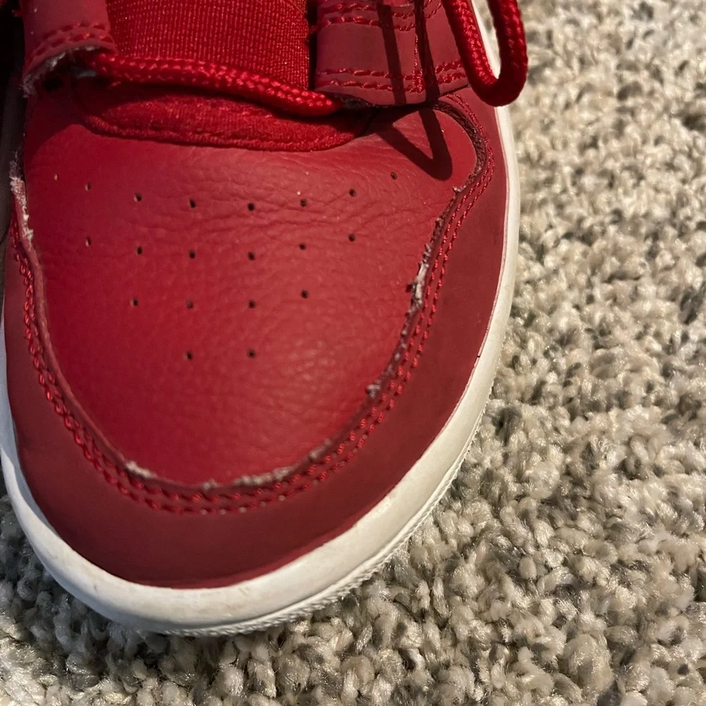 Nike Kids Red High-Top Sneakers Jordan - Picture 2 of 16